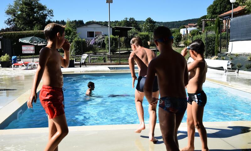 Camping de la Belle Etoile *** - Saint Bonnet Le Château - 2