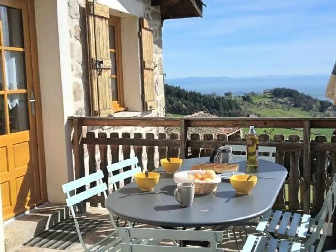 Maison de Vacances SAINT-BONNET-LE-COURREAU