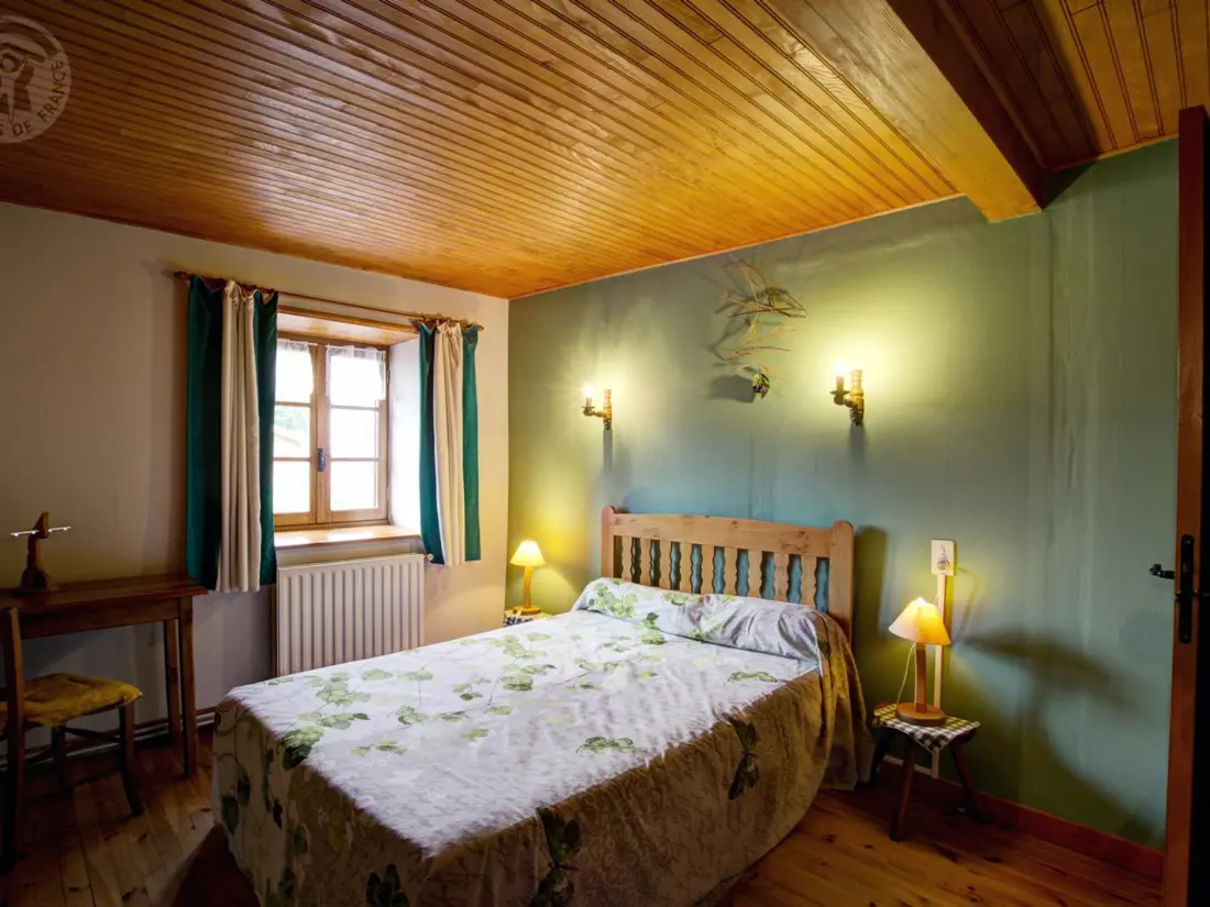 Maison de Vacances SAINT-BONNET-LE-COURREAU