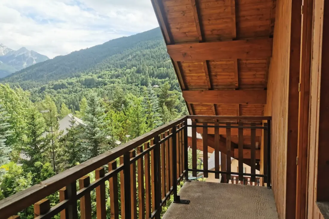 Beau Duplex Avec 2 Balcons Et Vue