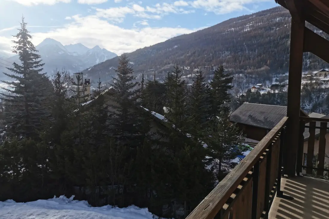 Beau Duplex Avec 2 Balcons Et Vue