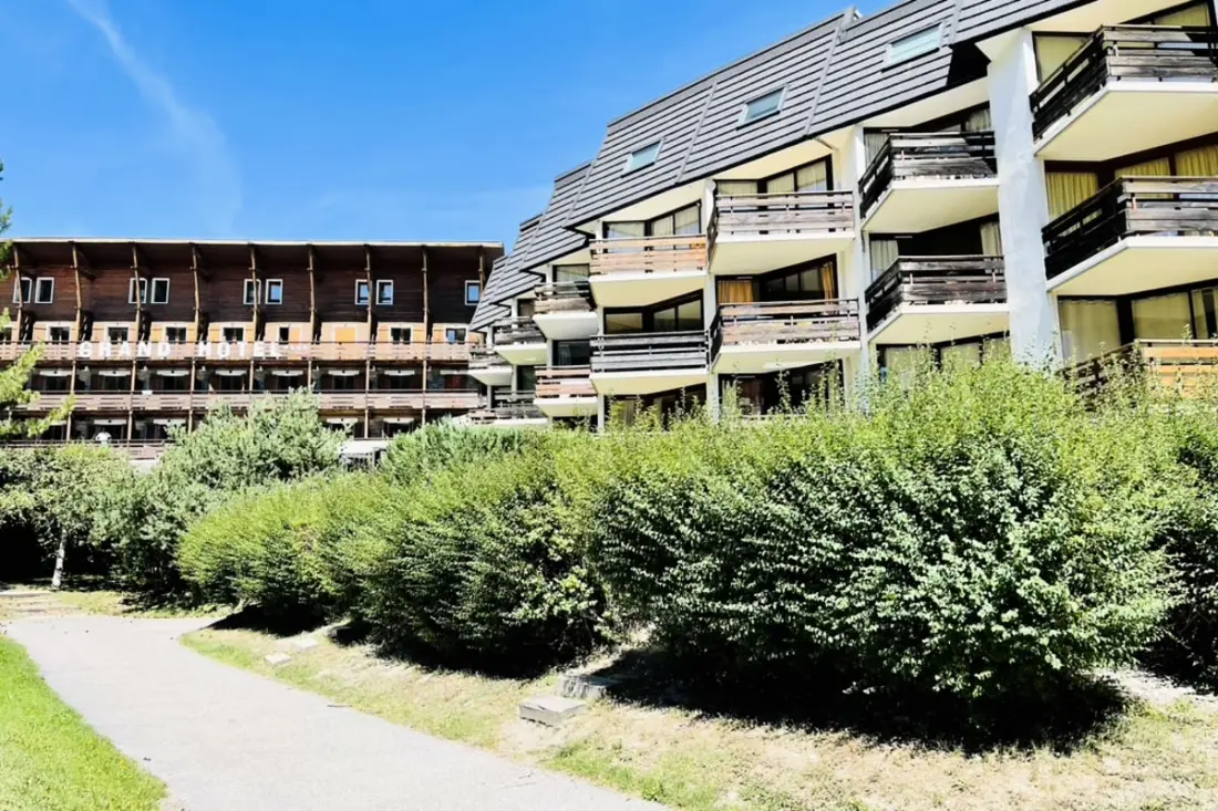 Serre-chevalier:studio Terrasse Au Pied Des Pistes