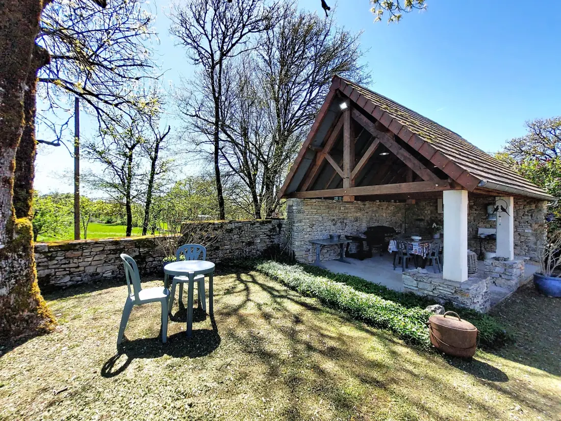 Maison de Vacances Saint Chamarand