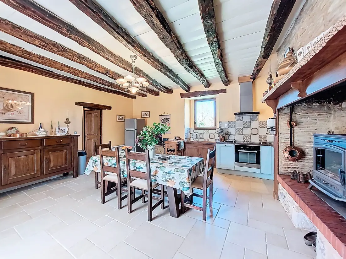 Maison de Vacances Saint Chamarand