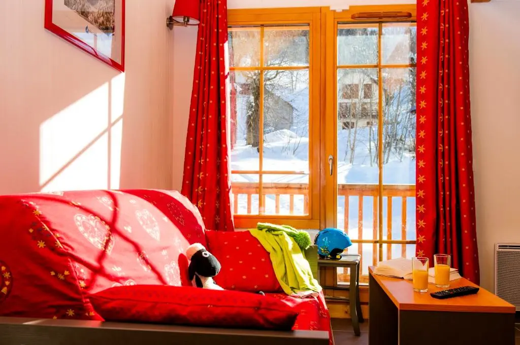 Résidence Goélia Les Chalets de Belledonne 3 étoiles★★★