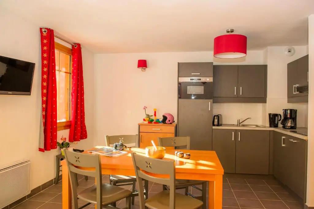 Résidence Goélia Les Chalets de Belledonne 3 étoiles★★★