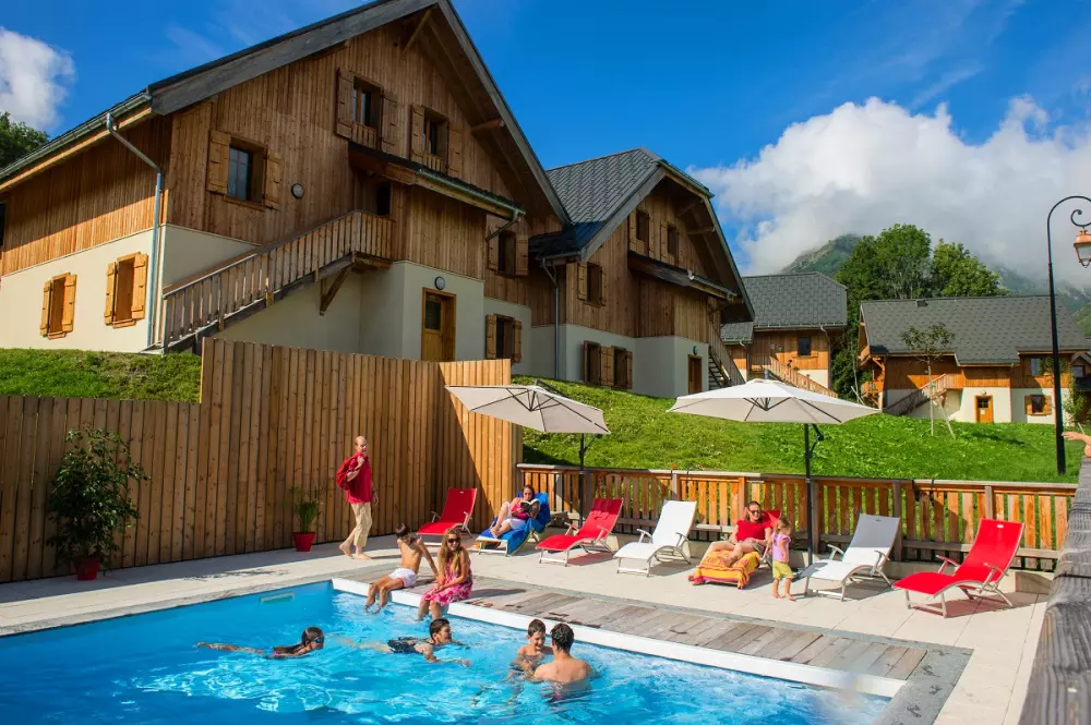 Résidence Goélia Les Chalets de Belledonne 3 étoiles★★★