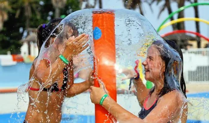 Camping Le Bosc - Bonnes Vacances 4 étoiles★★★★ 