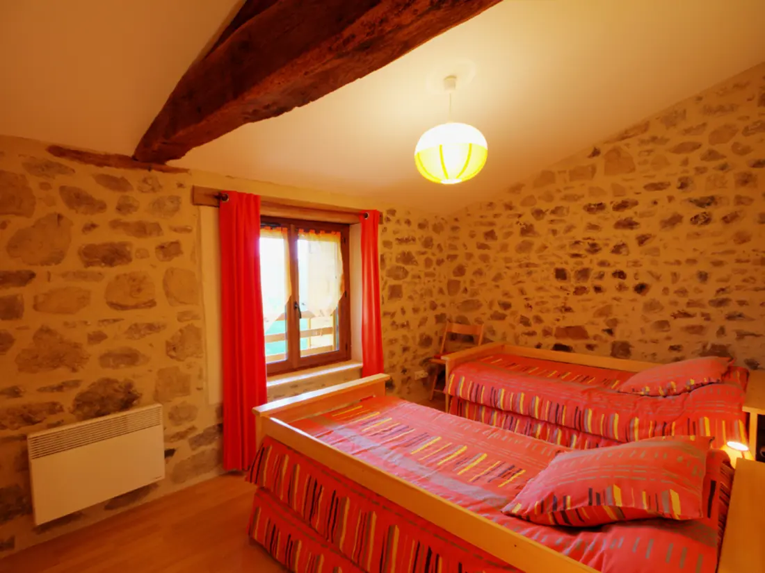 Maison de Vacances SAINT-CYR-DE-VALORGES