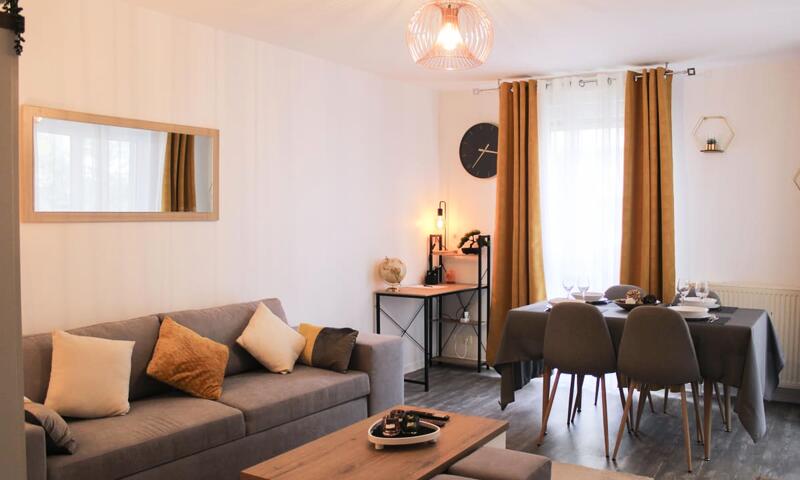 Joli T3 Avec Balcon Meublé à Saint-denis - - Saint-Denis - 1