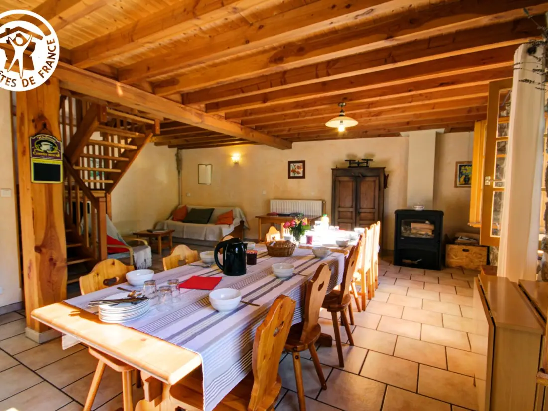 Maison de Vacances SAINT-DIDIER-SUR-ROCHEFORT 3