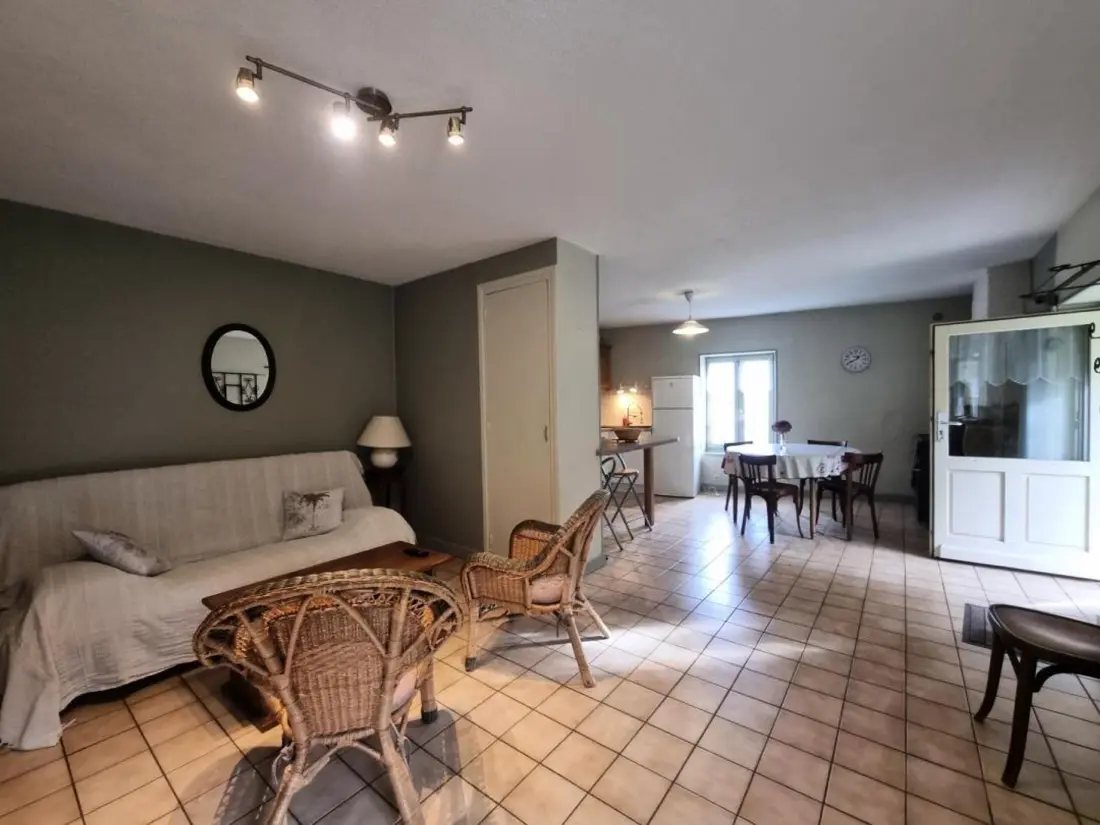 Maison de Vacances SAINT-DIDIER-SUR-ROCHEFORT