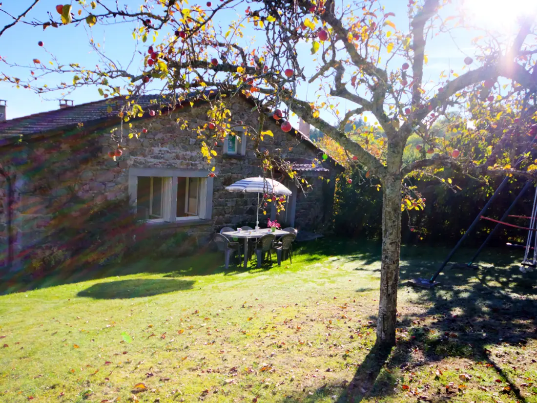Maison de Vacances SAINT-DIDIER-SUR-ROCHEFORT