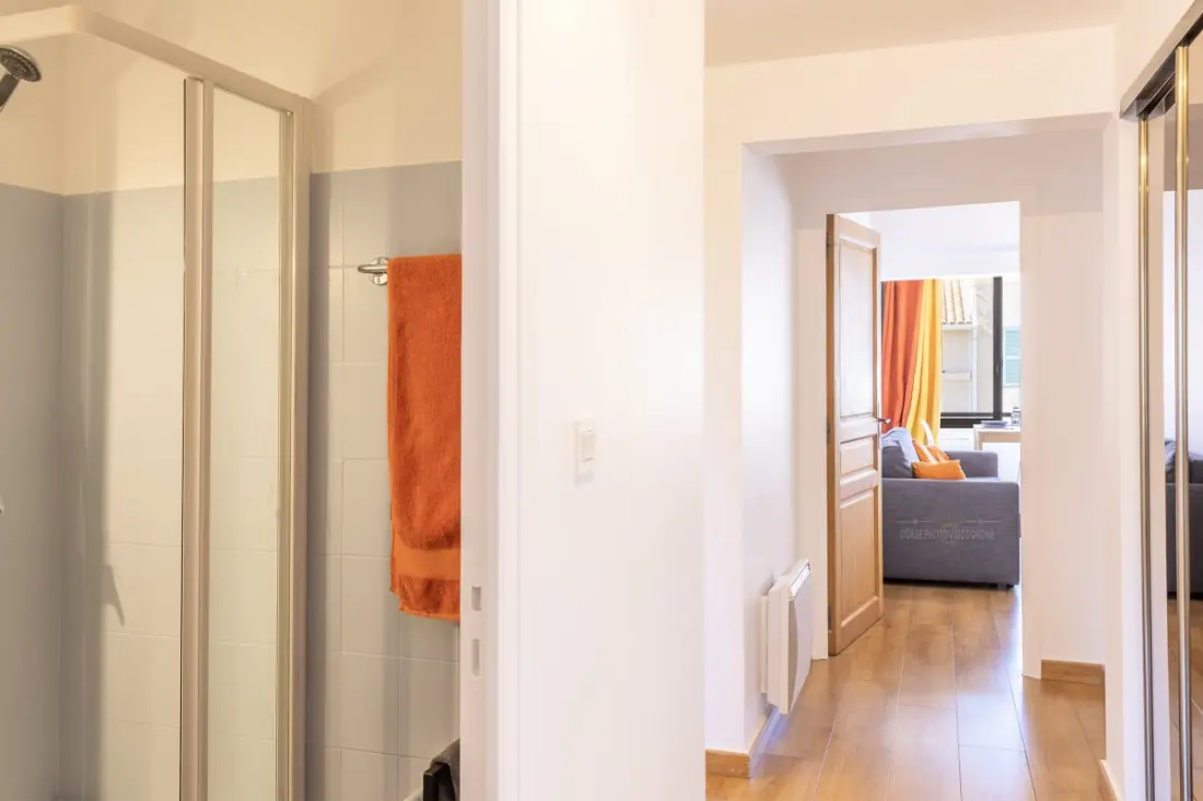 Casa Nina – Duplex Refait à Neuf Proche Du Port De Saint-florent