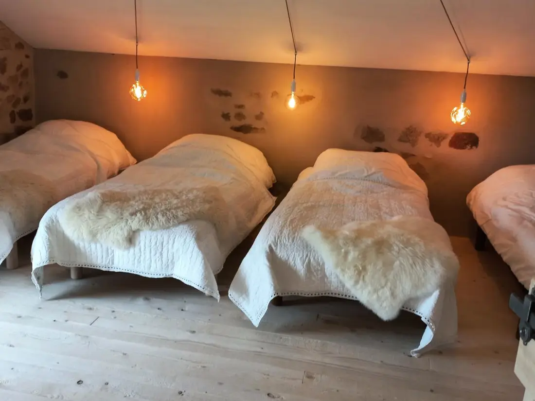 Maison de Vacances SAINT-FORGEUX-LESPINASSE 2