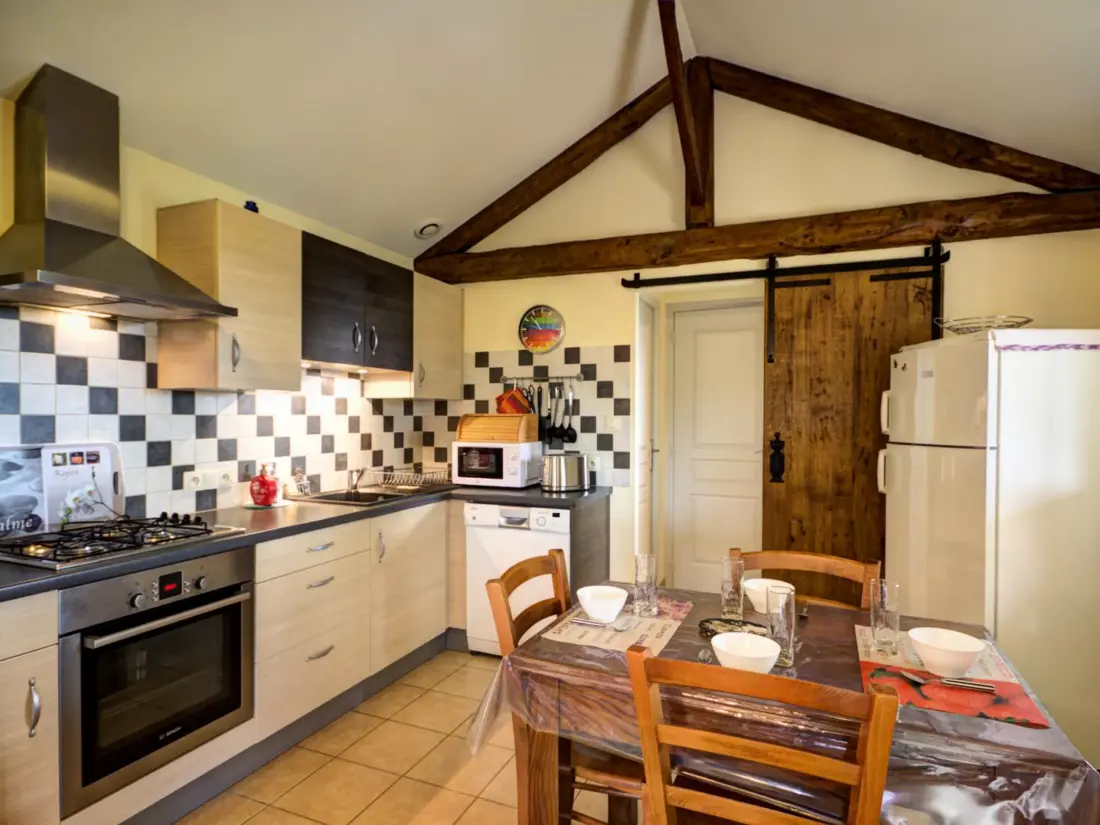 Maison de Vacances SAINT-FORGEUX-LESPINASSE