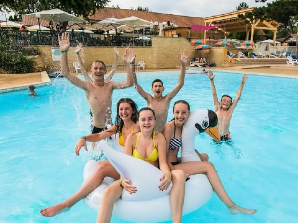 Camping Les Truffières De Dordogne 5 étoiles★★★★★