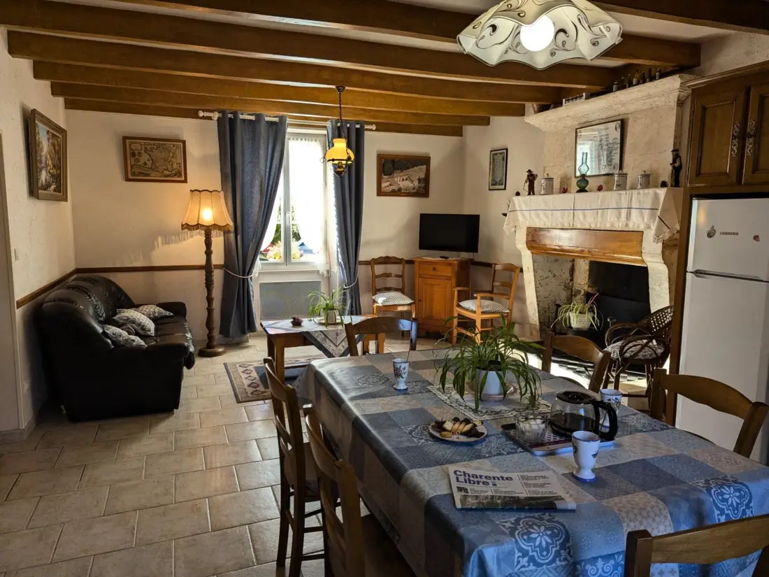 Maison de Vacances Saint-Genis-d'Hiersac 2