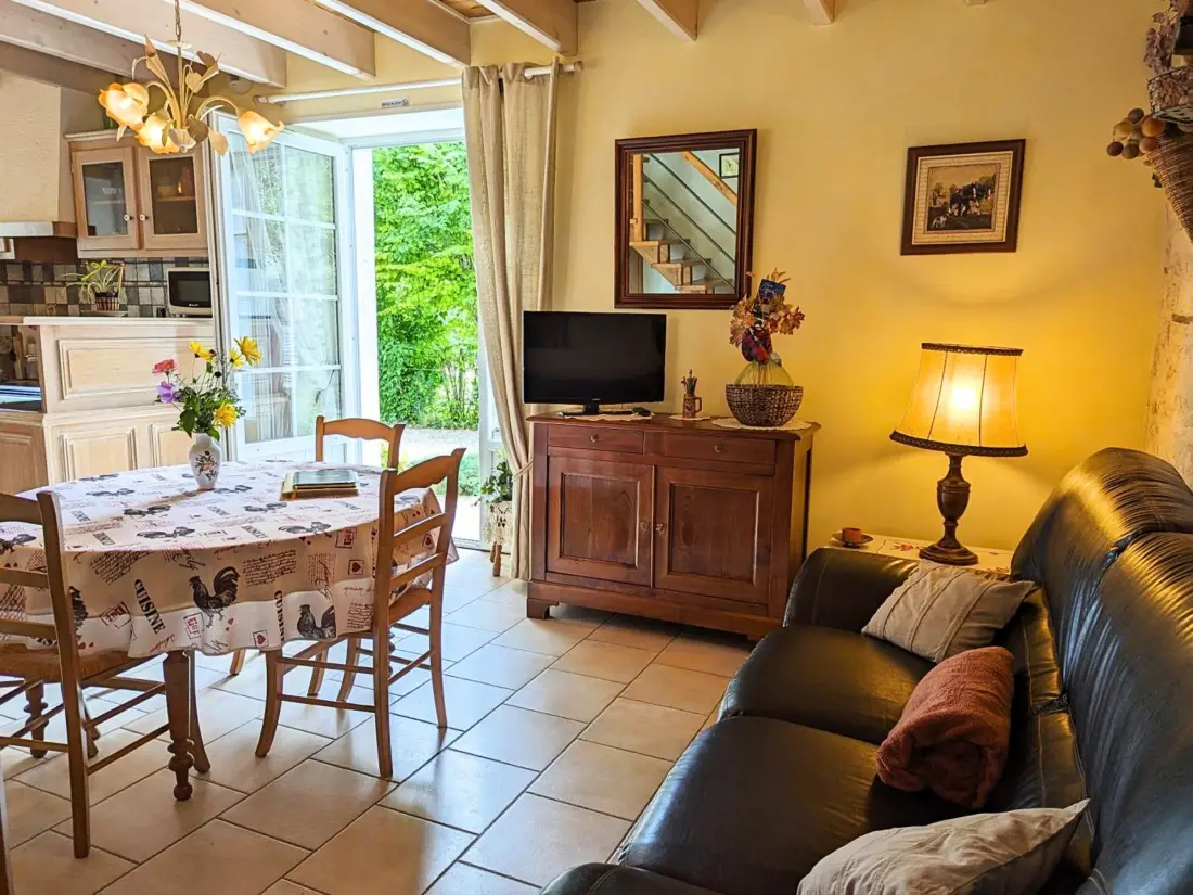 Maison de Vacances Saint-Genis-d'Hiersac 3