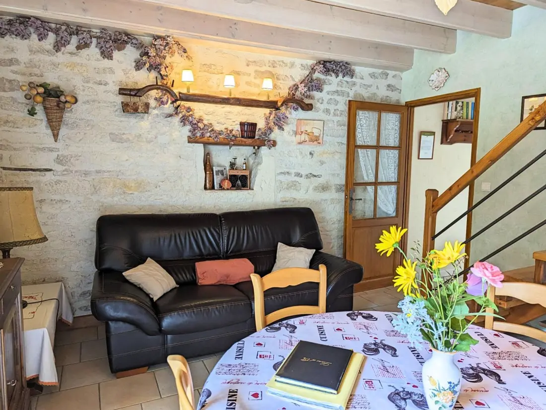 Maison de Vacances Saint-Genis-d'Hiersac 3