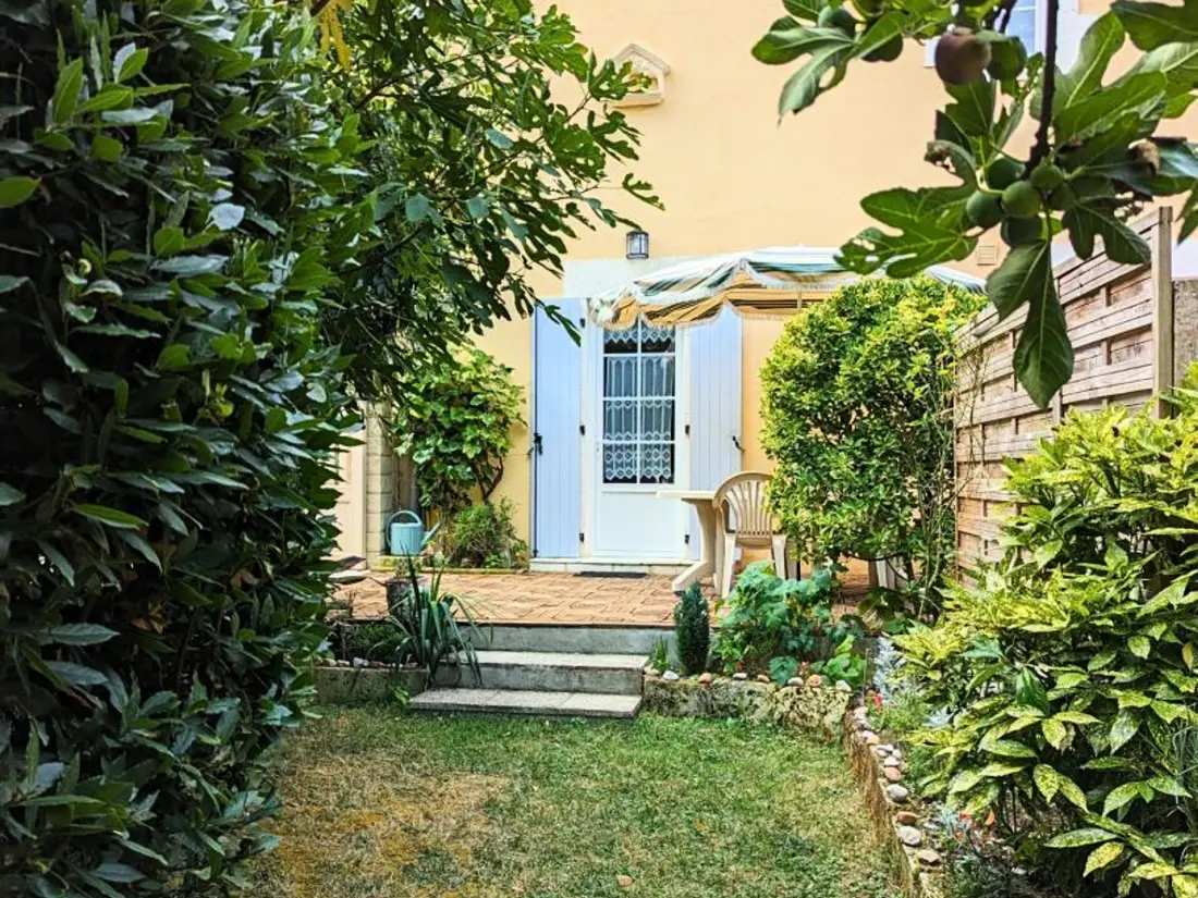 Maison de Vacances Saint-Genis-d'Hiersac 3