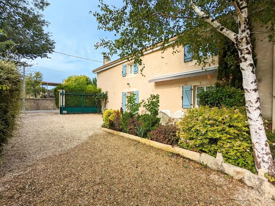 Maison de Vacances Saint-Genis-d'Hiersac