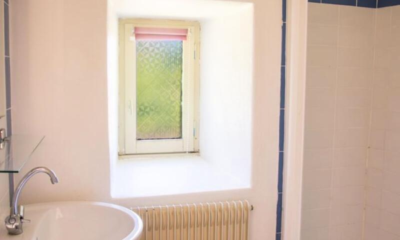 Gîte La cazelle 4/6 personnes du presbytère - - Saint Georges de Lévéjac - 16