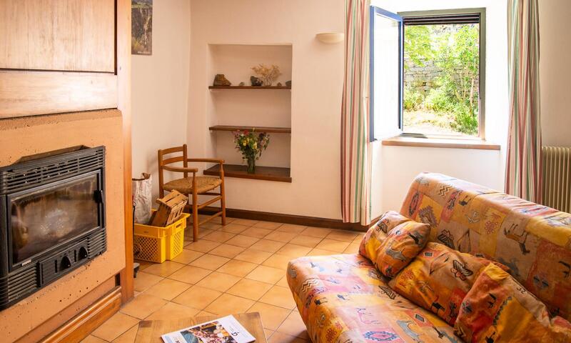 Gîte La cazelle 4/6 personnes du presbytère - - Saint Georges de Lévéjac - 10