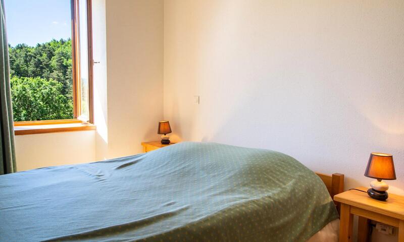 Gîte Le clos fleuri 4 personnes du couvent - - Saint Georges de Lévéjac - 9