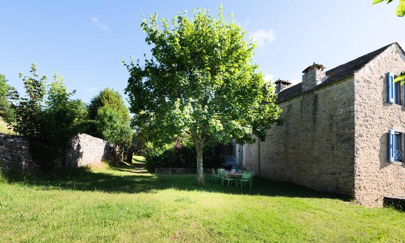 Gîte Les fayards 7 personnes du presbytère - - Saint Georges de Lévéjac - 28