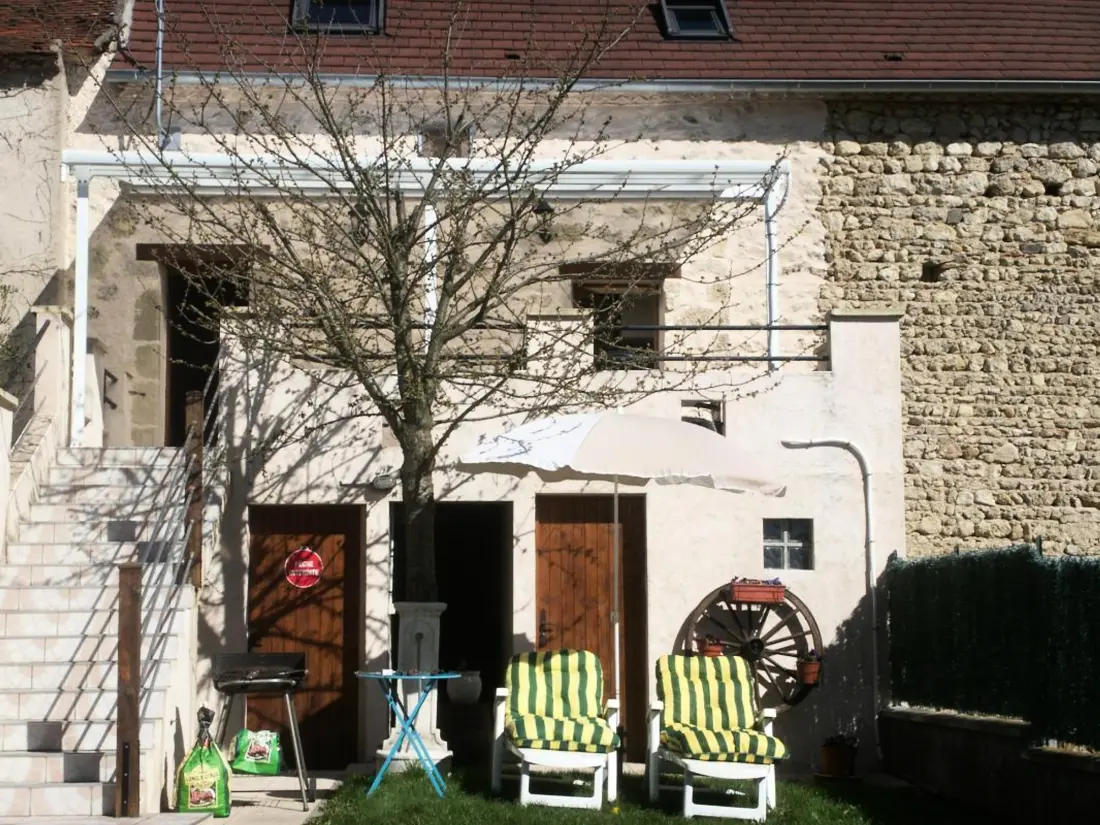 Maison de Vacances Saint-Germain-de-Salles 2