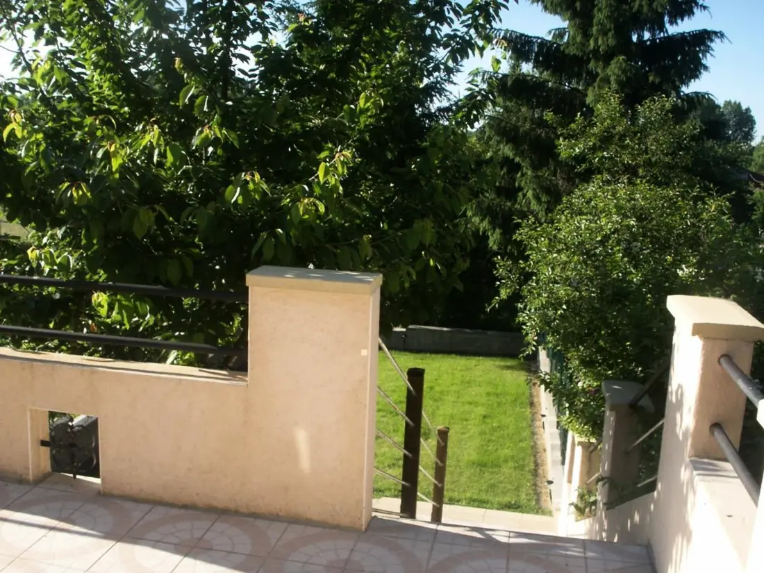 Maison de Vacances Saint-Germain-de-Salles 2