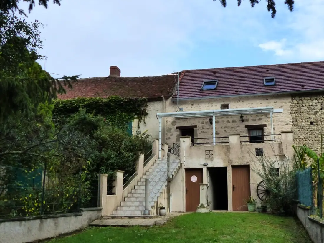 Maison de Vacances Saint-Germain-de-Salles 2