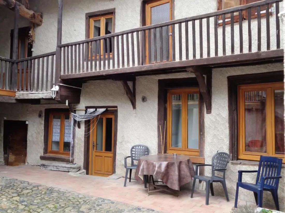 Maison de Vacances Saint-Germain-Laval (Loire) 2