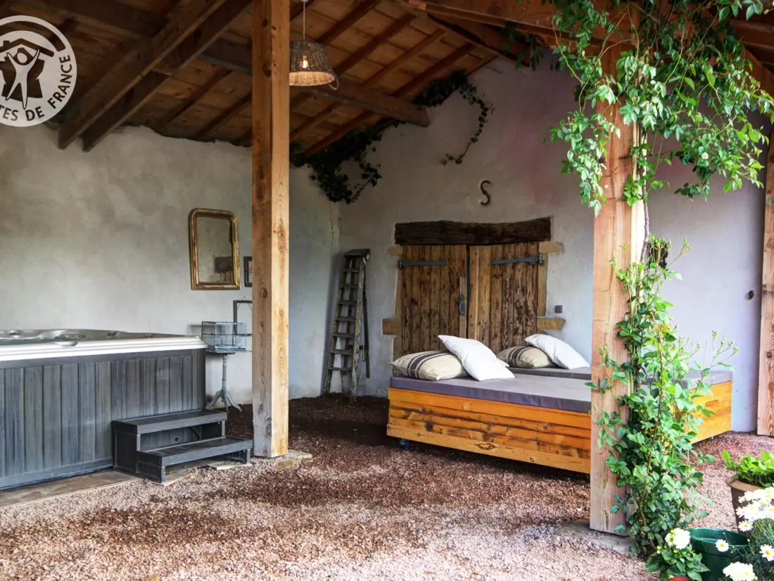 Maison de Vacances SAINT-GERMAIN-LESPINASSE