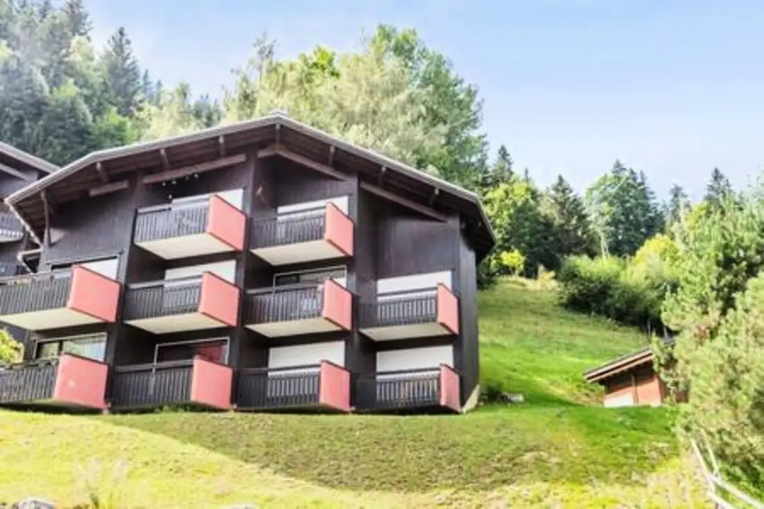 Studio De 28 M² Avec Balcon à Saint-gervais