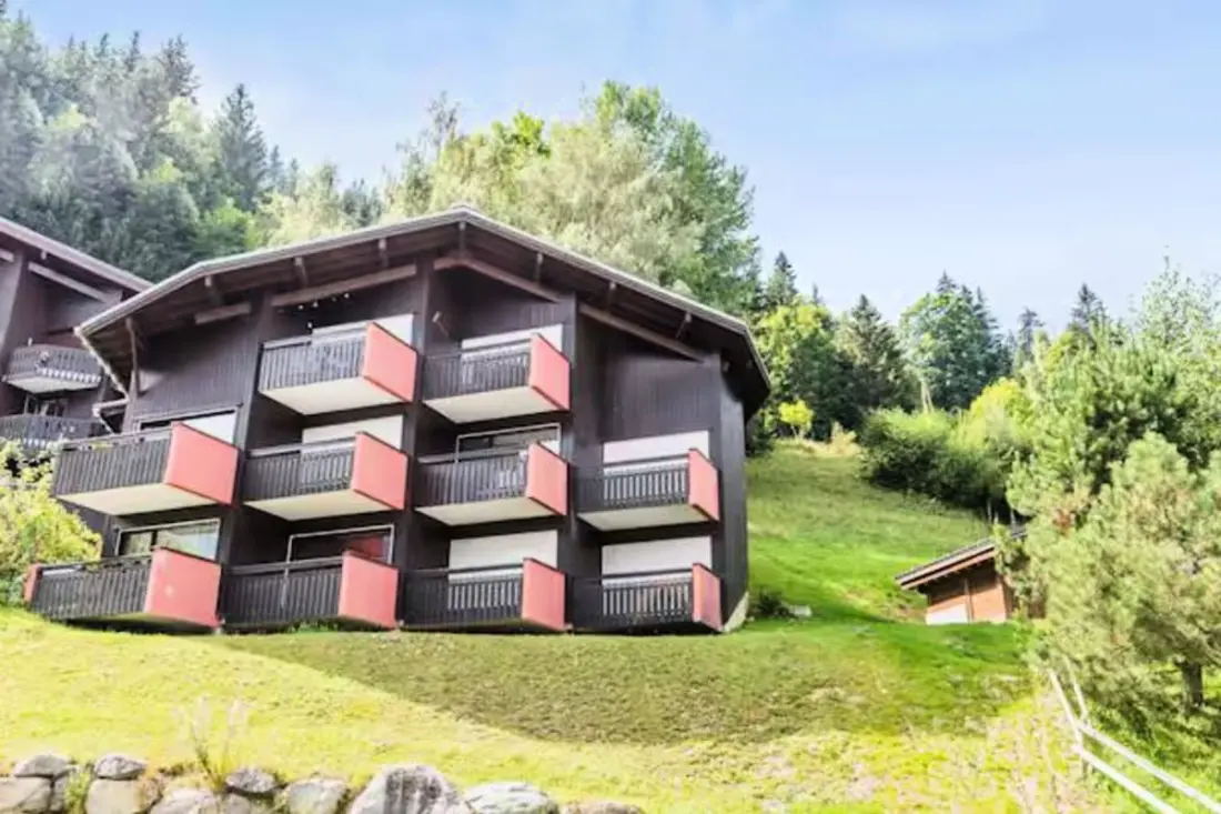 Studio De 28 M² Avec Balcon à Saint-gervais