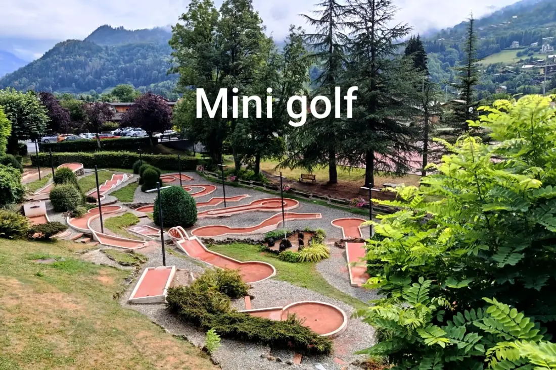 Vue Aravis Et Terrasse, Proximité Thermes