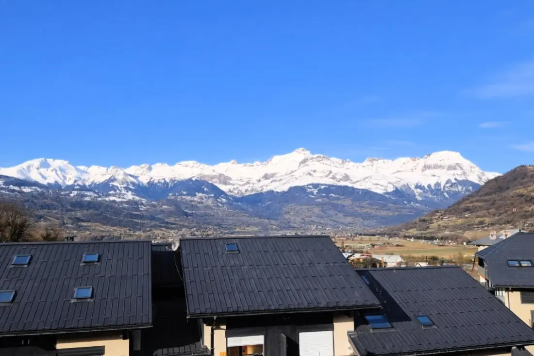 Vue Aravis Et Terrasse, Proximité Thermes