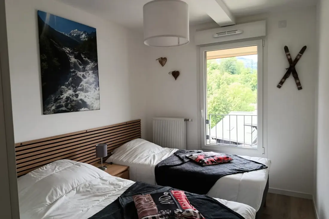 Vue Aravis Et Terrasse, Proximité Thermes