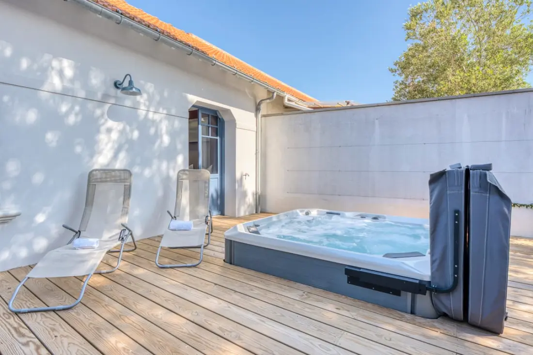 Villa Les Bains De Mer : Spa, Plage &amp; Centre Ville à Pied, 6 Pers