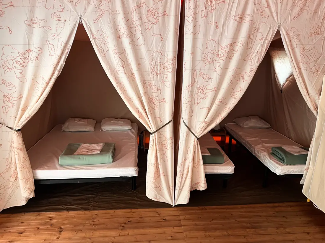 Camping PARC DE PALETES 4 étoiles★★★★