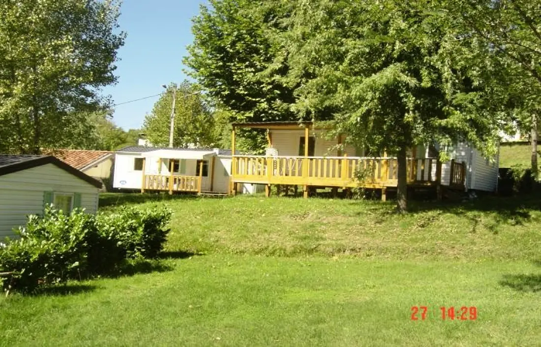 Camping PARC DE PALETES 4 étoiles★★★★