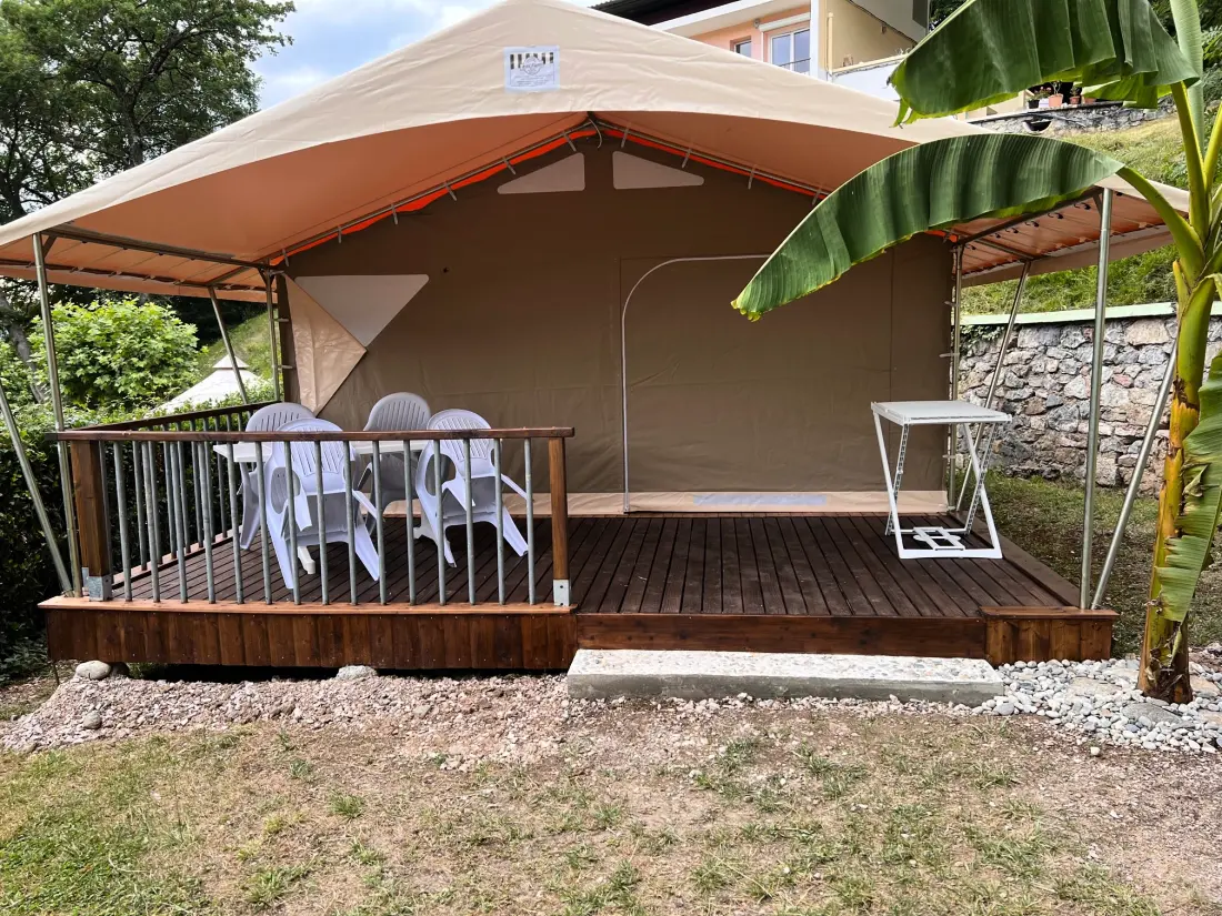 Camping PARC DE PALETES 4 étoiles★★★★