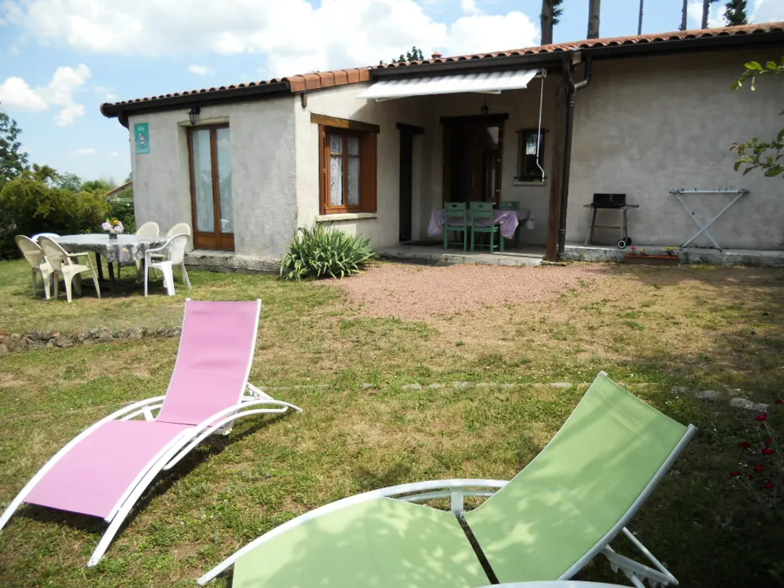 Maison de Vacances SAINT-HAON-LE-CHATEL