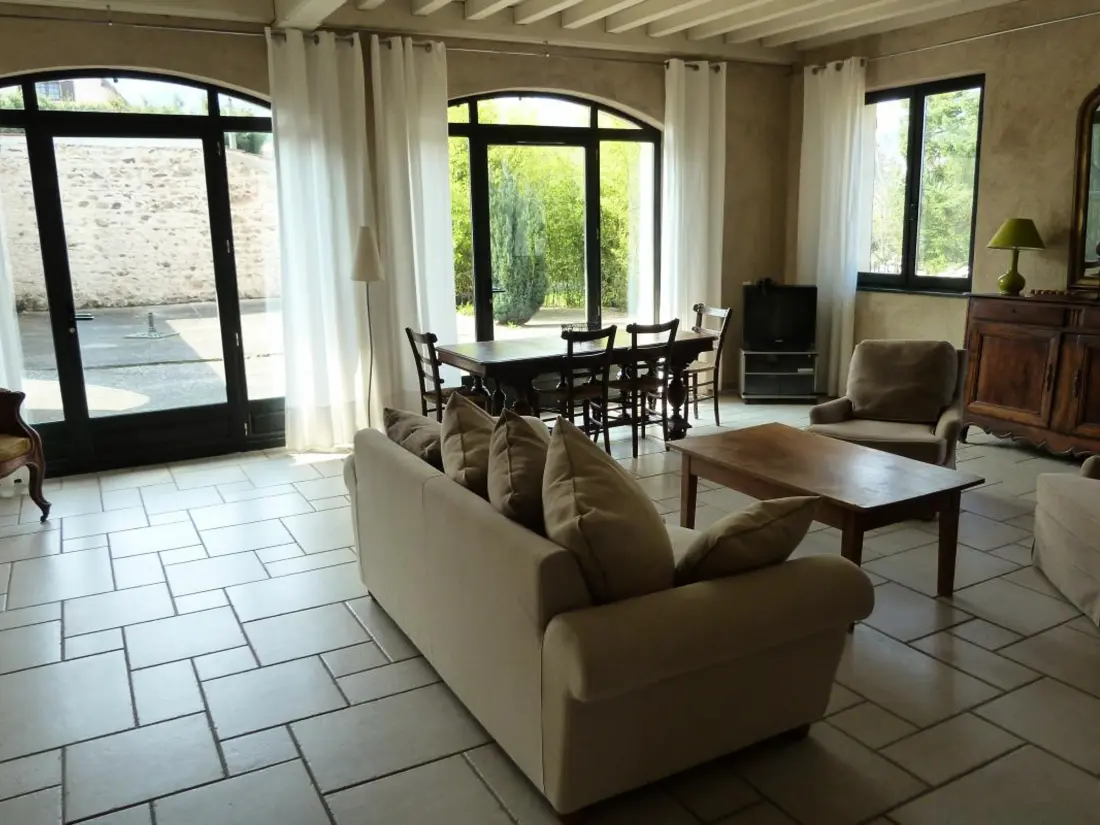 Maison de Vacances SAINT-HAON-LE-VIEUX