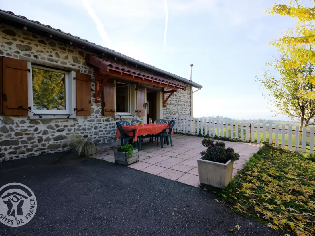 Maison de Vacances SAINT-HEAND 2