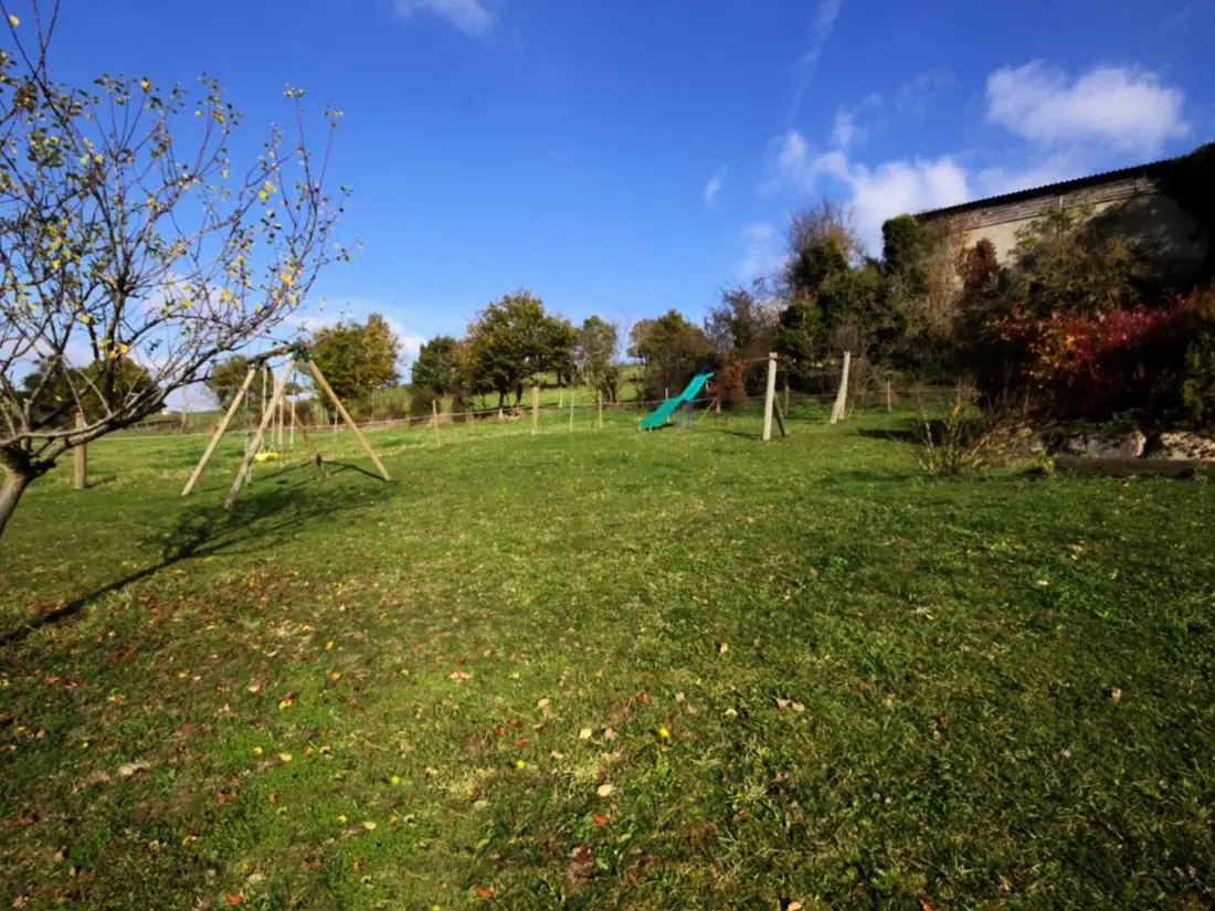Maison de Vacances SAINT-HEAND 2