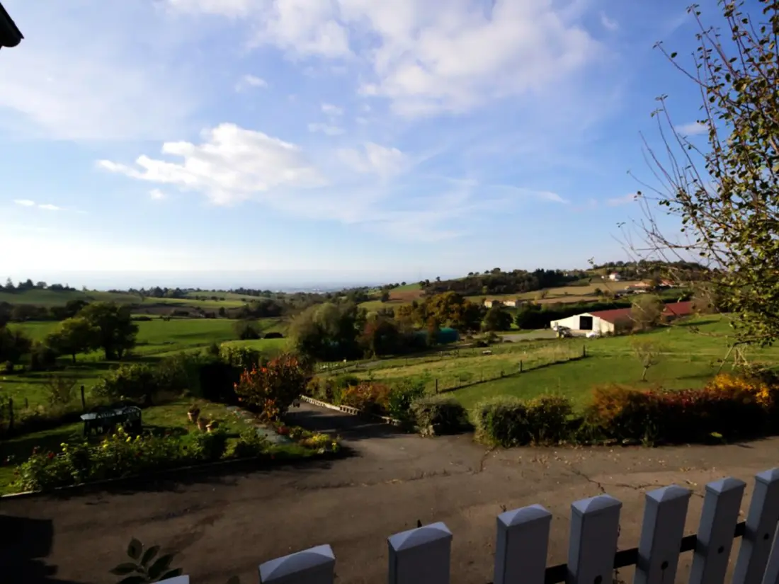Maison de Vacances SAINT-HEAND 2