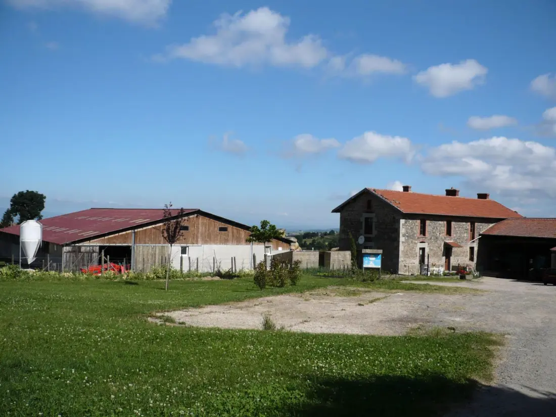 Maison de Vacances SAINT-HEAND 3